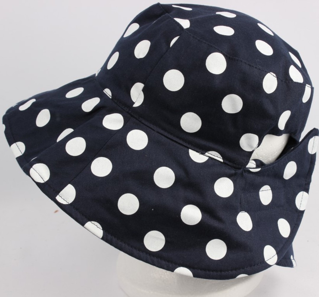Reversible spotted ponytail hat navy/white Code: HS/5790 image 0